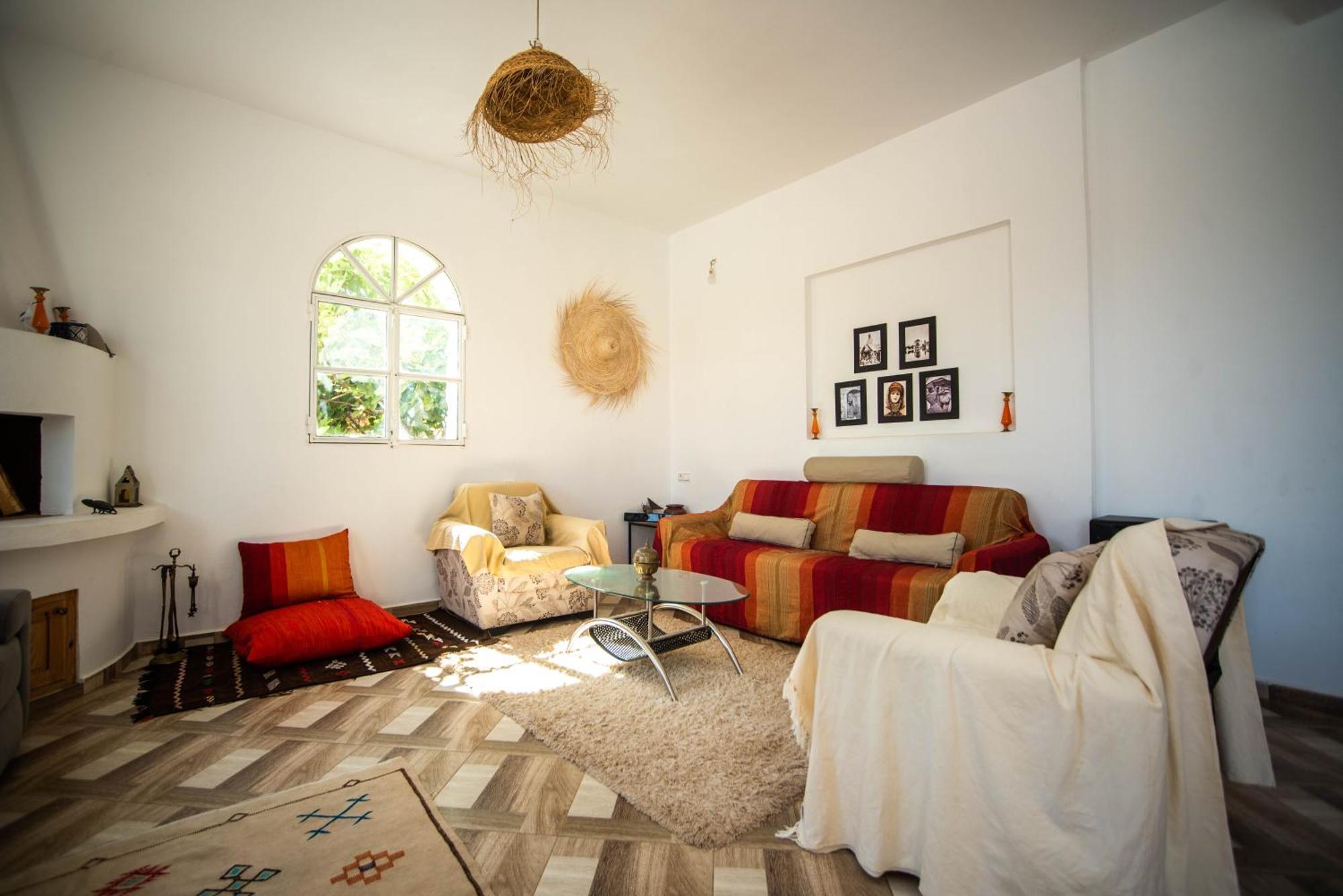 Villa Les Jardins Fleuris 4 Bedrooms As-Sawíra Exteriér fotografie