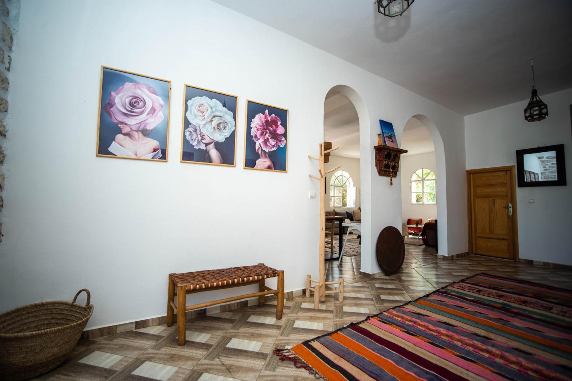 Villa Les Jardins Fleuris 4 Bedrooms As-Sawíra Exteriér fotografie
