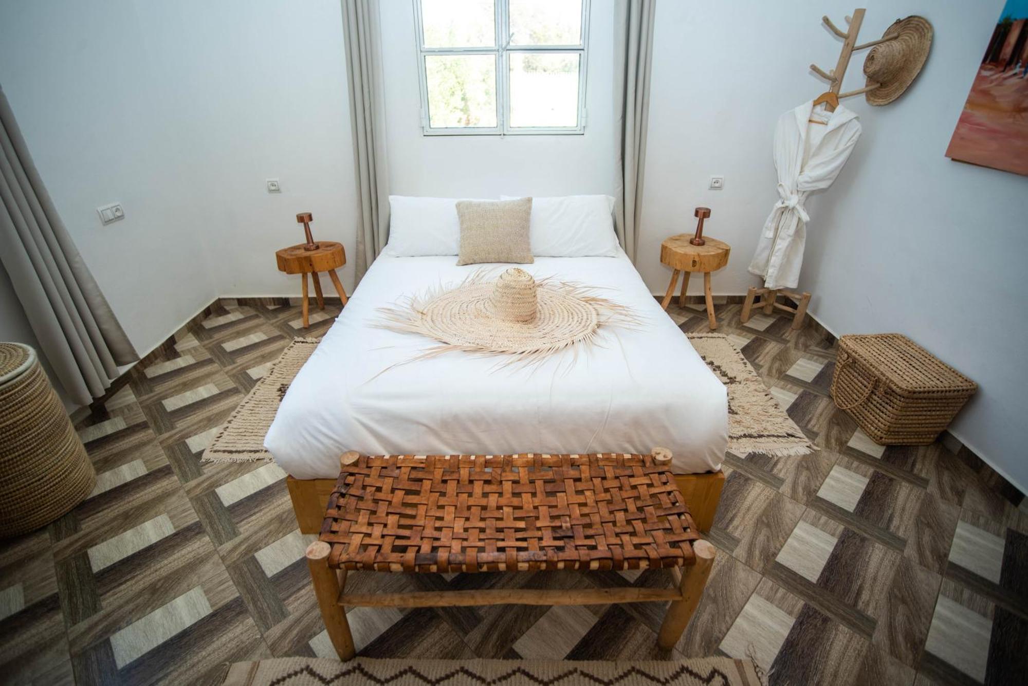 Villa Les Jardins Fleuris 4 Bedrooms As-Sawíra Exteriér fotografie