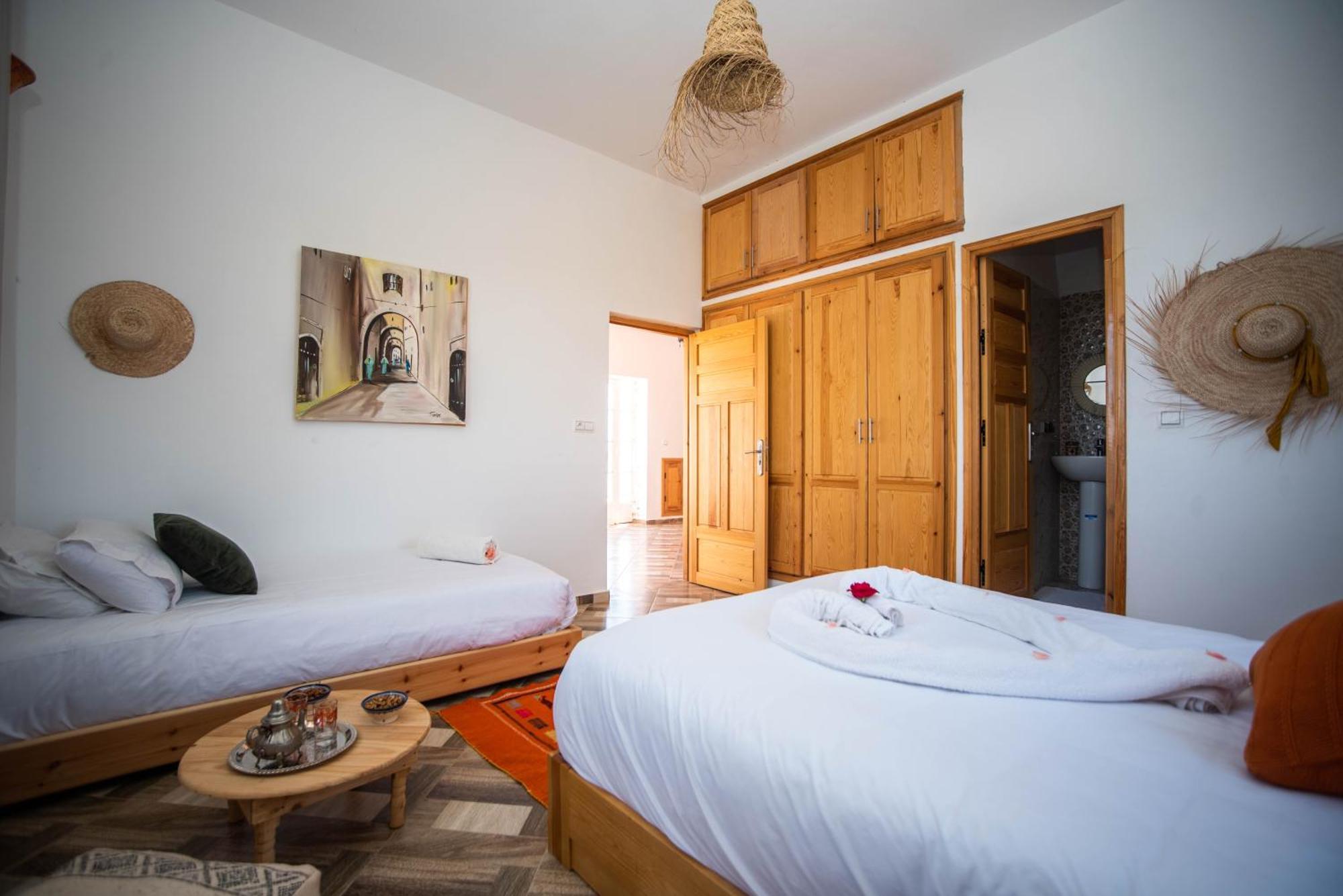 Villa Les Jardins Fleuris 4 Bedrooms As-Sawíra Exteriér fotografie