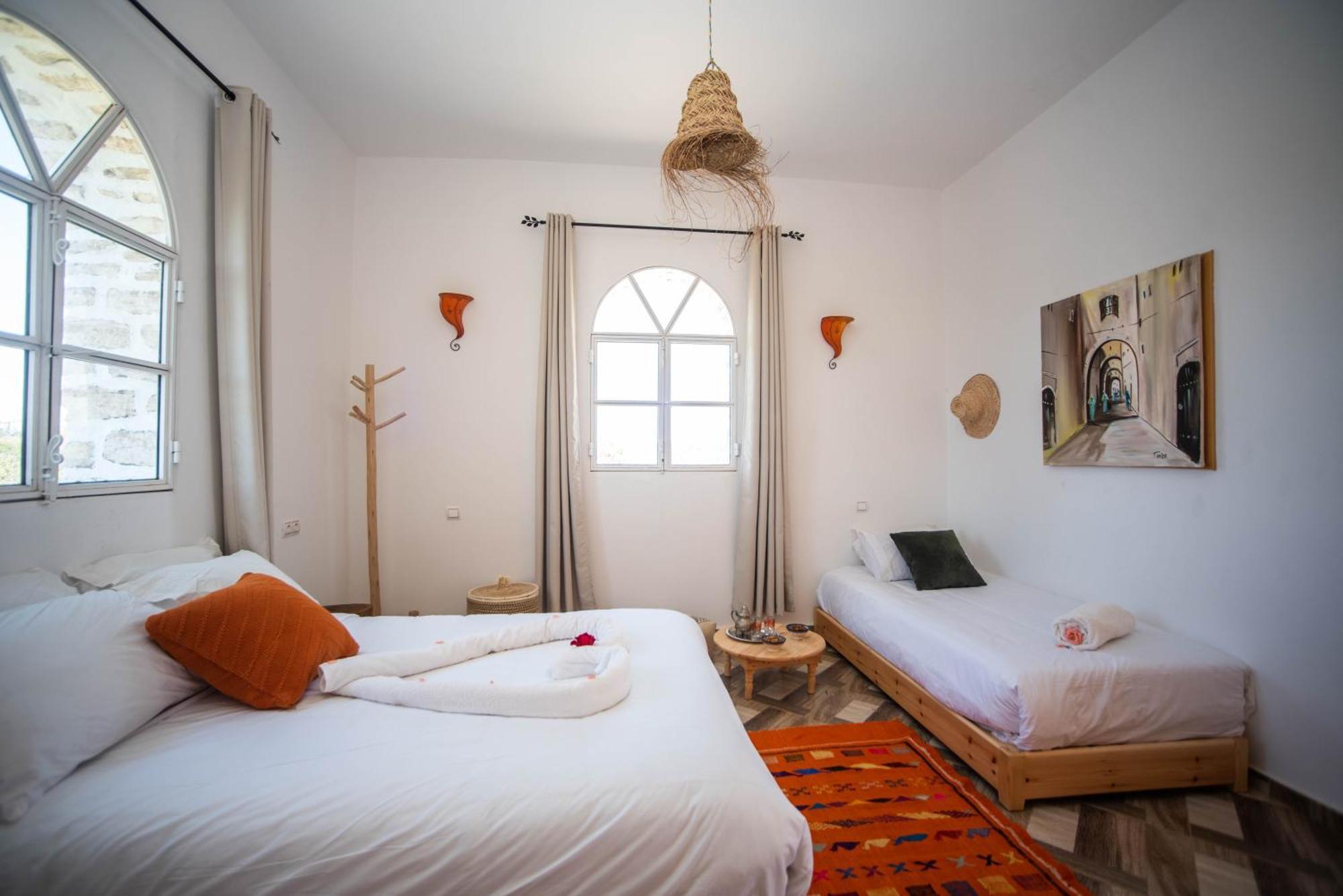 Villa Les Jardins Fleuris 4 Bedrooms As-Sawíra Exteriér fotografie